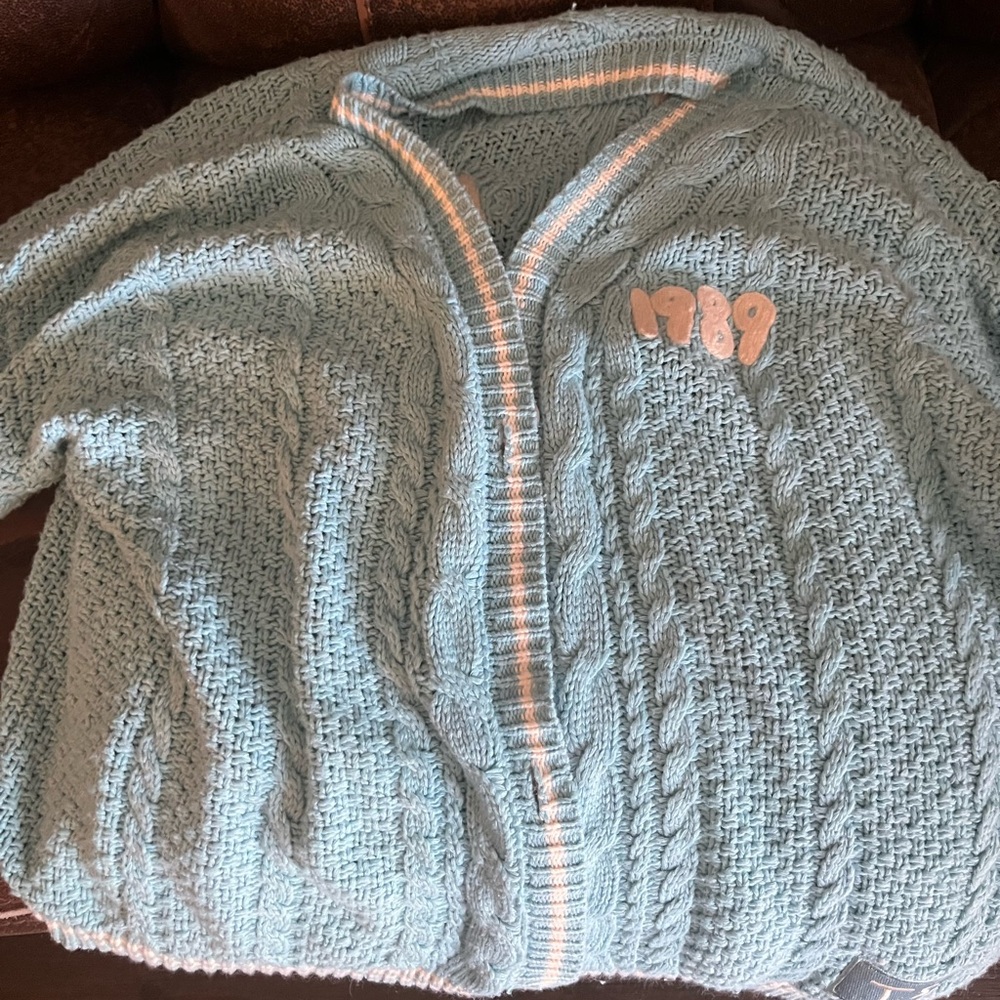 1989 Taylor Swift Cardigan